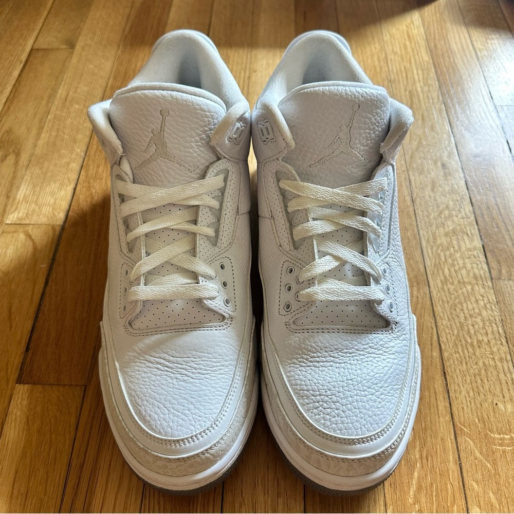Jordan Retro 3s Size 11 Pure White